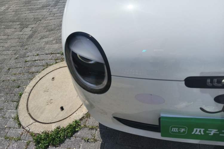 Used CHANGAN NEVO Lumin 2022 155 km – Refreshingly Sweet Edition Right Front Headlight