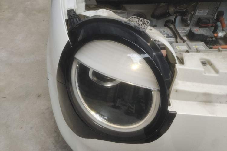 Used CHANGAN NEVO Lumin 2022 210km Sweet Edition Right Front Headlight
