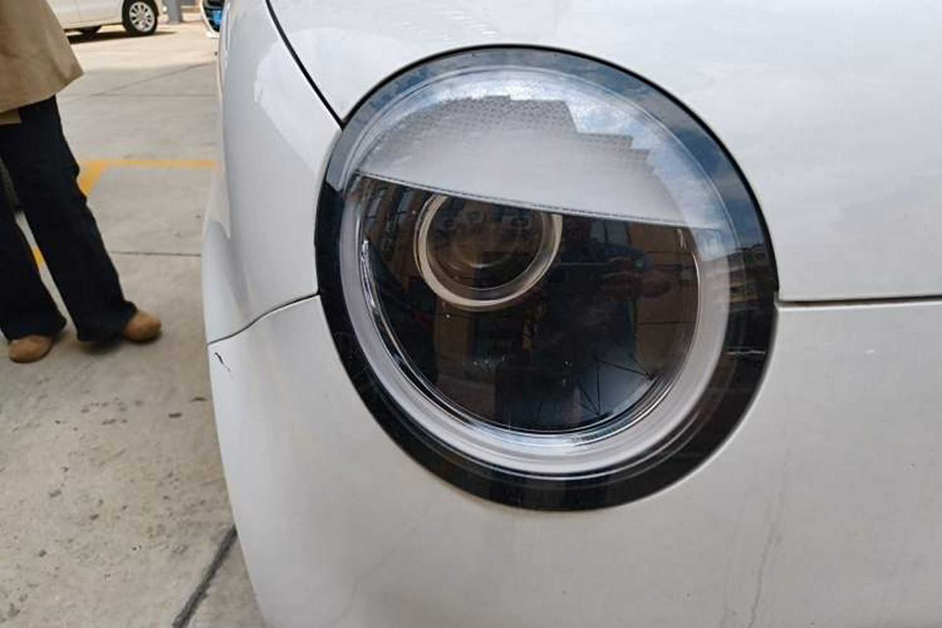 Used CHANGAN NEVO Lumin 2022 155 km – Refreshingly Sweet Edition Right Front Headlight