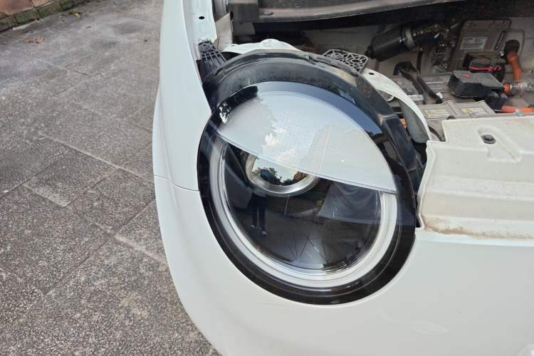 Used CHANGAN NEVO Lumin 2022 210km Sweet Edition Right Front Headlight