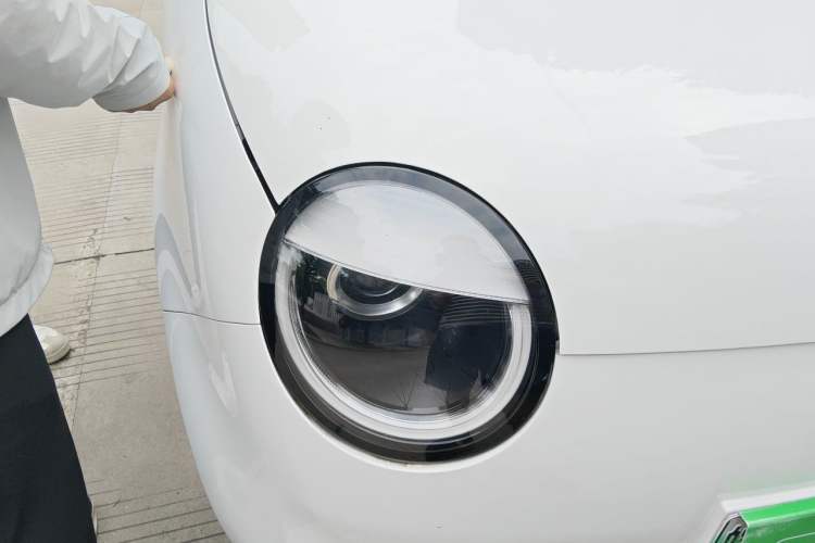Used CHANGAN NEVO Lumin 2022 210km Sweet Edition Right Front Headlight