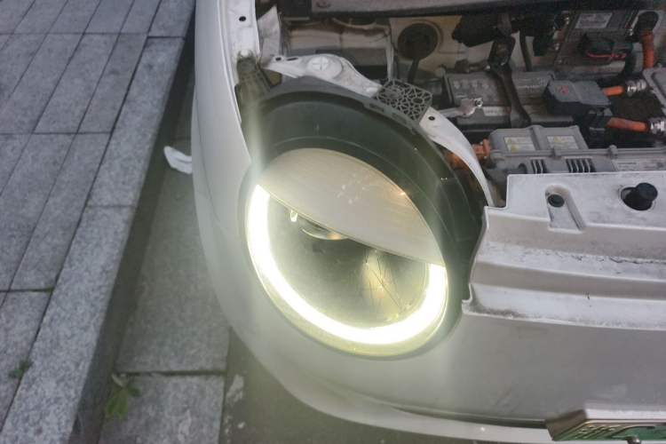 Used CHANGAN NEVO Lumin 2022 210km Sweet Edition Right Front Headlight
