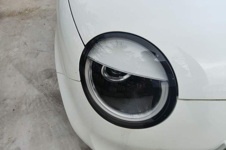 Used CHANGAN NEVO Lumin 2022 155 km – Refreshingly Sweet Edition Right Front Headlight