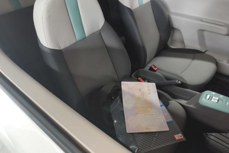 Used CHANGAN NEVO Lumin 2022 155 km – Refreshingly Sweet Edition Right Front Seat