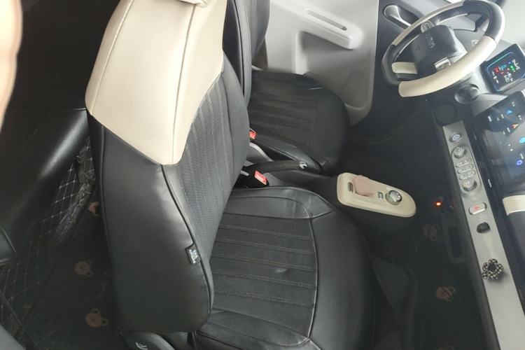 Used CHANGAN NEVO Lumin 2022 301km Honey-Sweet Version Right Front Seat
