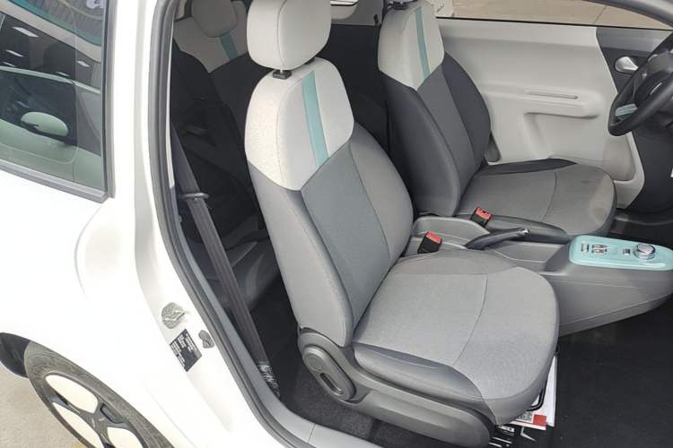 Used CHANGAN NEVO Lumin 2022 210km Sweet Edition Right Front Seat