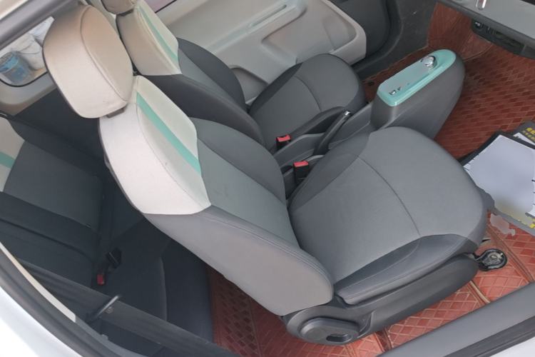Used CHANGAN NEVO Lumin 2022 155 km – Refreshingly Sweet Edition Right Front Seat