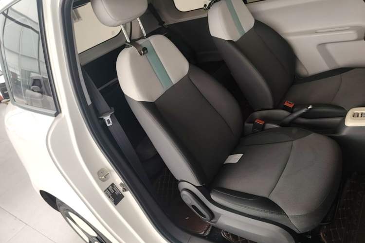 Used CHANGAN NEVO Lumin 2022 210km Sweet Edition Right Front Seat