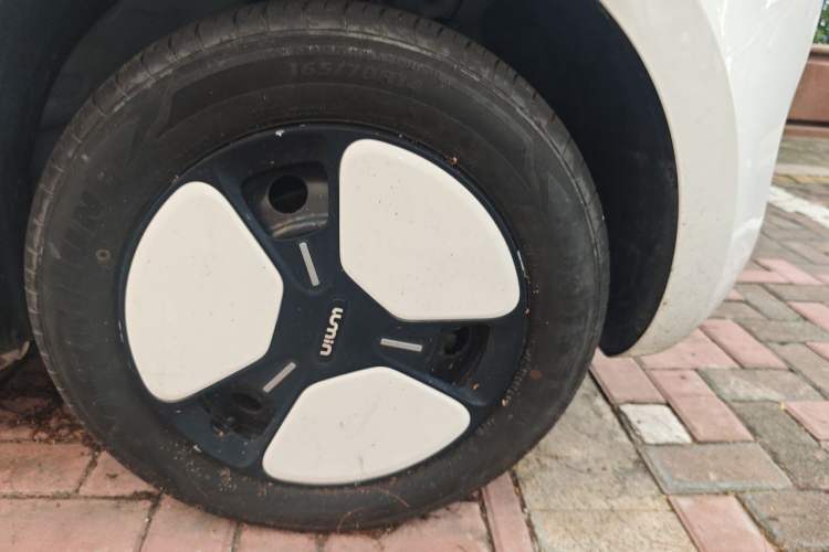 Used CHANGAN NEVO Lumin 2022 210km Sweet Edition Right Front Wheel Hub