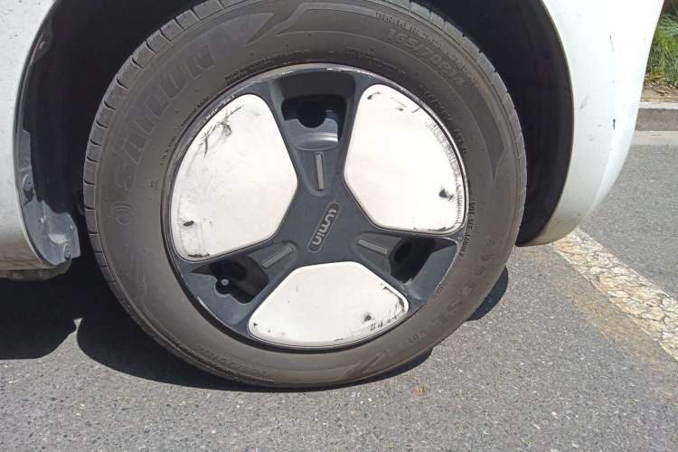 Used CHANGAN NEVO Lumin 2022 210km Sweet Edition Right Front Wheel Hub