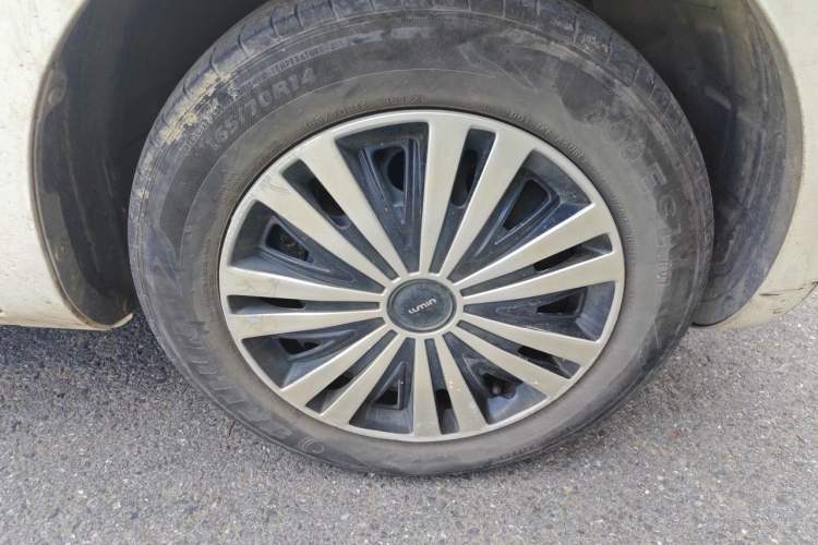 Used CHANGAN NEVO Lumin 2022 210km Sweet Edition Right Front Wheel Hub