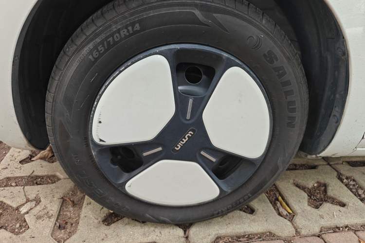 Used CHANGAN NEVO Lumin 2022 210km Sweet Edition Right Front Wheel Hub