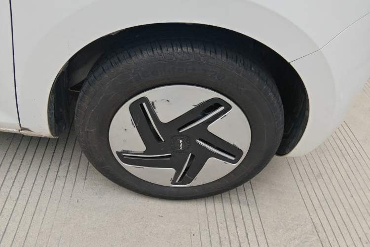 Used CHANGAN NEVO Lumin 2022 210km Sweet Edition Right Front Wheel Hub