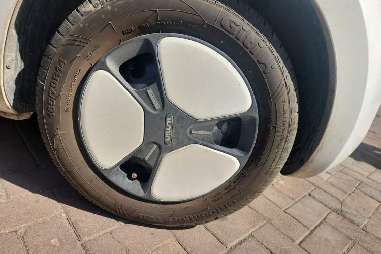 Used CHANGAN NEVO Lumin 2022 210km Sweet Edition Right Front Wheel Hub