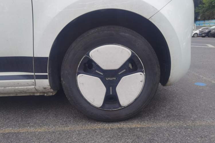 Used CHANGAN NEVO Lumin 2022 210km Sweet Edition Right Front Wheel Hub