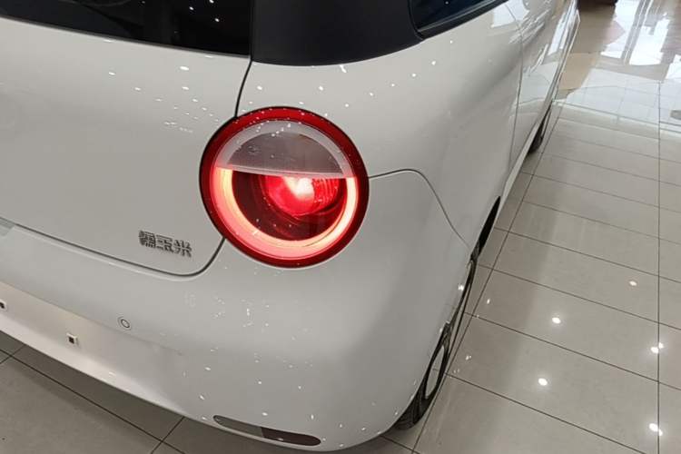 Used CHANGAN NEVO Lumin 2022 301km Honey-Sweet Version Right Rear Taillight