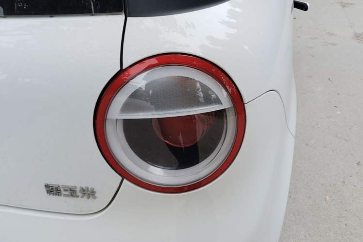 Used CHANGAN NEVO Lumin 2022 155 km – Refreshingly Sweet Edition Right Rear Taillight