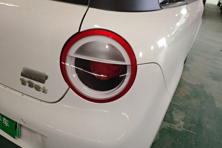 Used CHANGAN NEVO Lumin 2022 155 km – Refreshingly Sweet Edition Right Rear Taillight