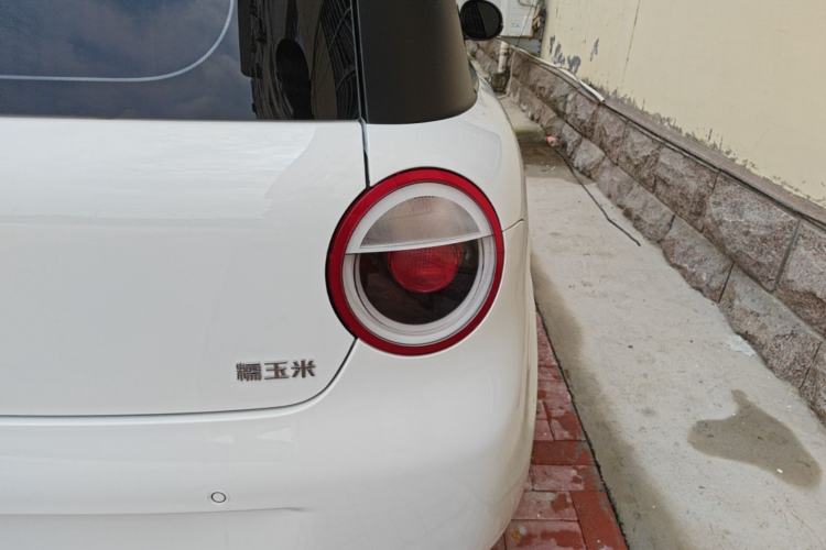Used CHANGAN NEVO Lumin 2022 155 km – Refreshingly Sweet Edition Right Rear Taillight