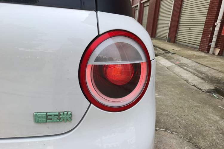 Used CHANGAN NEVO Lumin 2022 155 km – Refreshingly Sweet Edition Right Rear Taillight
