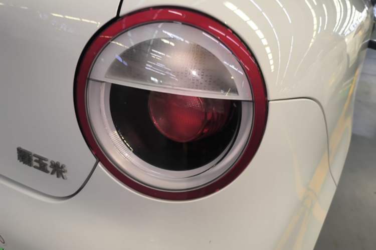 Used CHANGAN NEVO Lumin 2022 210km Sweet Edition Right Rear Taillight