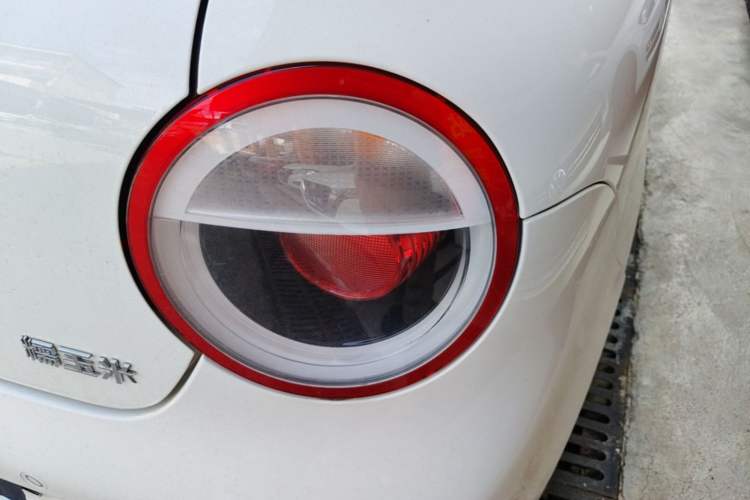 Used CHANGAN NEVO Lumin 2022 155 km – Refreshingly Sweet Edition Right Rear Taillight