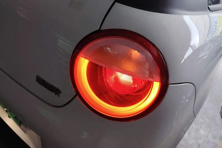 Used CHANGAN NEVO Lumin 2022 301km Honey-Sweet Version Right Rear Taillight