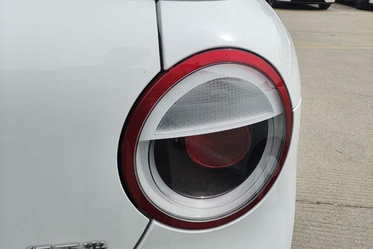 Used CHANGAN NEVO Lumin 2022 210km Sweet Edition Right Rear Taillight