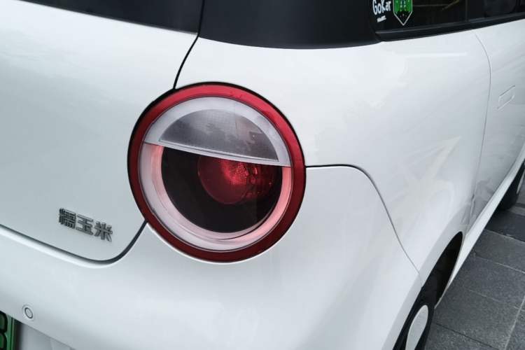 Used CHANGAN NEVO Lumin 2022 155 km – Refreshingly Sweet Edition Right Rear Taillight