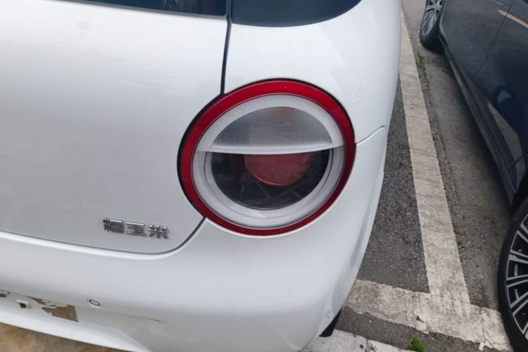 Used CHANGAN NEVO Lumin 2022 155 km – Refreshingly Sweet Edition Right Rear Taillight