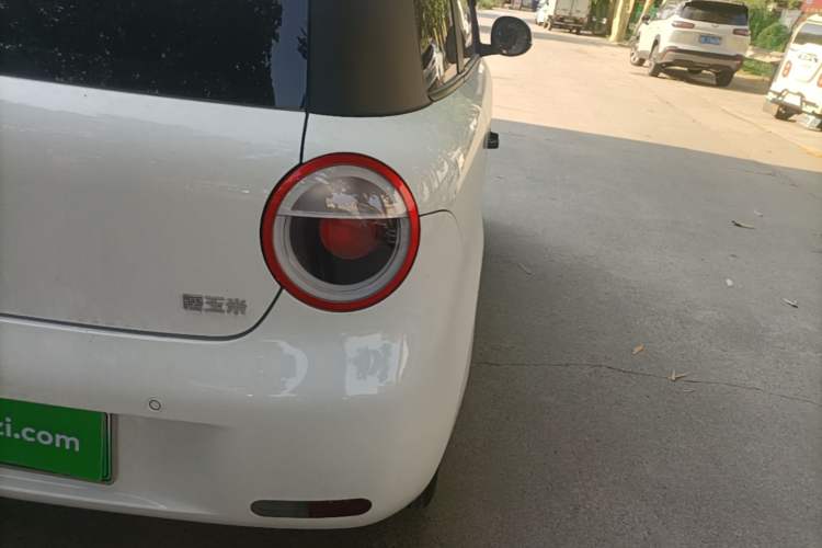 Used CHANGAN NEVO Lumin 2022 155 km – Refreshingly Sweet Edition Right Rear Taillight