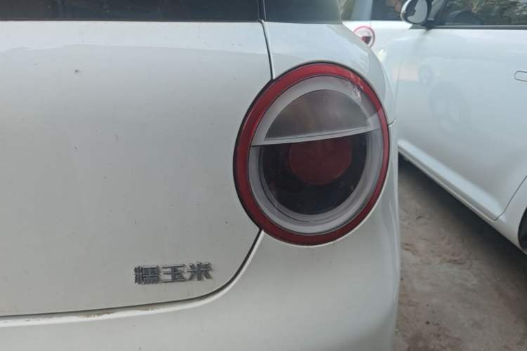 Used CHANGAN NEVO Lumin 2022 155 km – Refreshingly Sweet Edition Right Rear Taillight