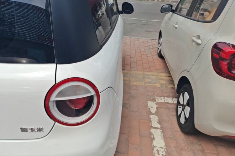 Used CHANGAN NEVO Lumin 2022 155 km – Refreshingly Sweet Edition Right Rear Taillight