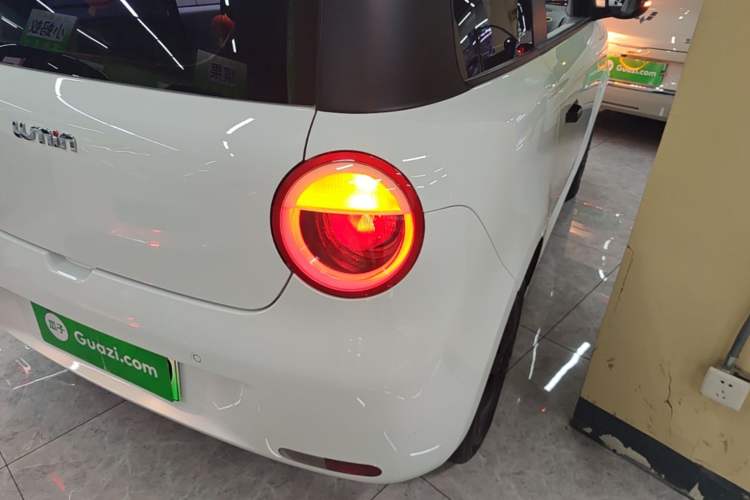 Used CHANGAN NEVO Lumin 2022 210km Sweet Edition Right Rear Taillight