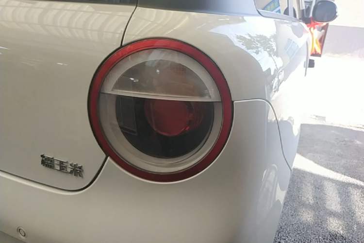 Used CHANGAN NEVO Lumin 2022 210km Sweet Edition Right Rear Taillight