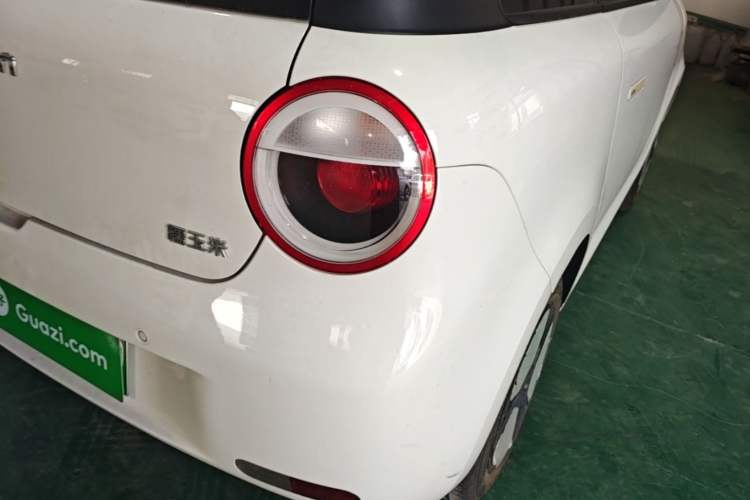 Used CHANGAN NEVO Lumin 2022 155 km – Refreshingly Sweet Edition Right Rear Taillight