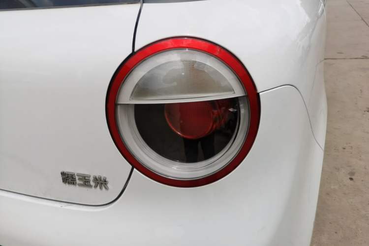 Used CHANGAN NEVO Lumin 2022 155 km – Refreshingly Sweet Edition Right Rear Taillight
