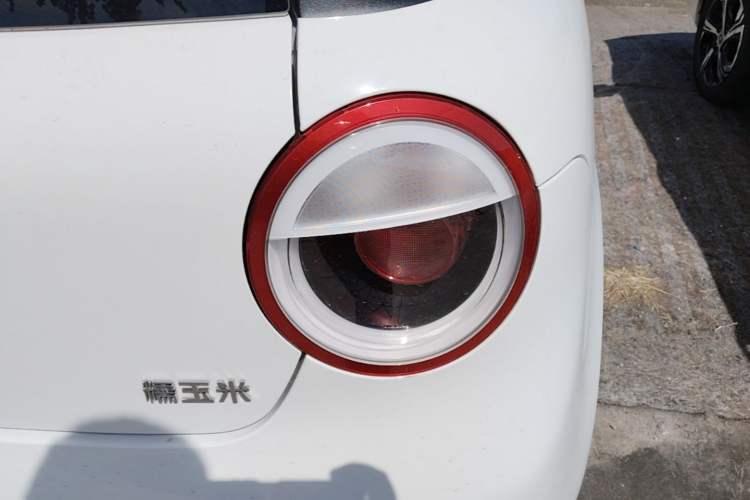 Used CHANGAN NEVO Lumin 2022 210km Sweet Edition Right Rear Taillight