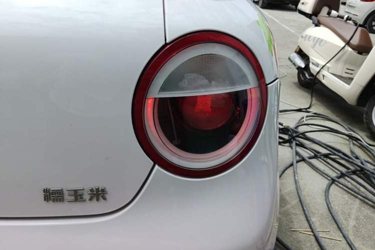 Used CHANGAN NEVO Lumin 2022 210km Sweet Edition Right Rear Taillight
