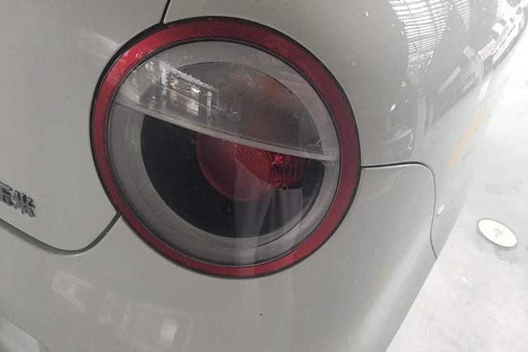 Used CHANGAN NEVO Lumin 2022 155 km – Refreshingly Sweet Edition Right Rear Taillight