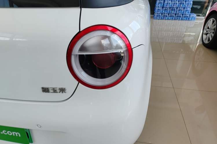 Used CHANGAN NEVO Lumin 2022 155 km – Refreshingly Sweet Edition Right Rear Taillight