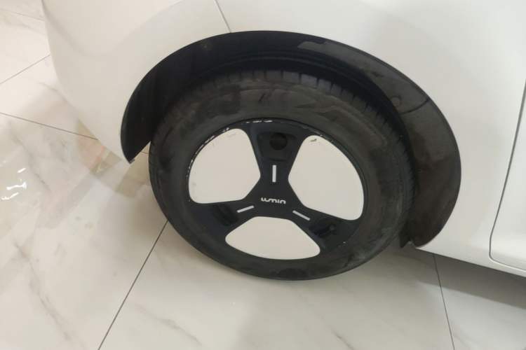 Used CHANGAN NEVO Lumin 2022 210km Sweet Edition Right Rear Wheel Hub
