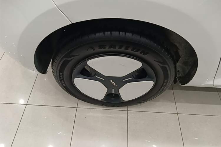 Used CHANGAN NEVO Lumin 2022 301km Honey-Sweet Version Right Rear Wheel Hub