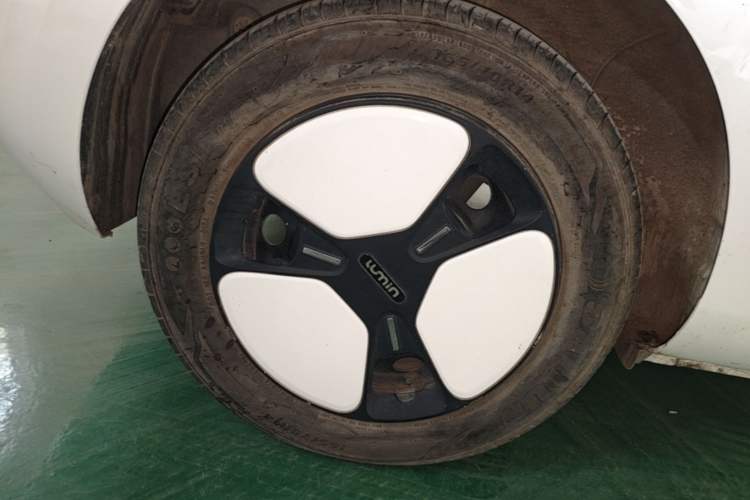 Used CHANGAN NEVO Lumin 2022 155 km – Refreshingly Sweet Edition Right Rear Wheel Hub