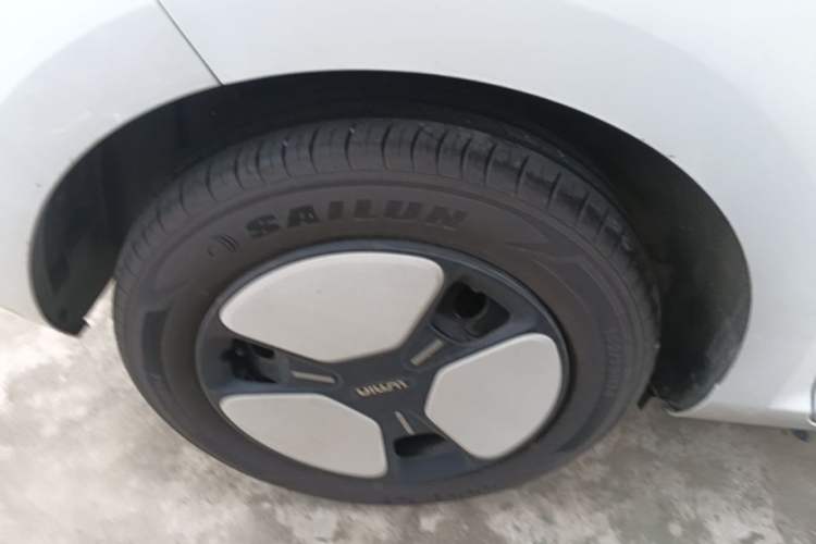 Used CHANGAN NEVO Lumin 2022 210km Sweet Edition Right Rear Wheel Hub