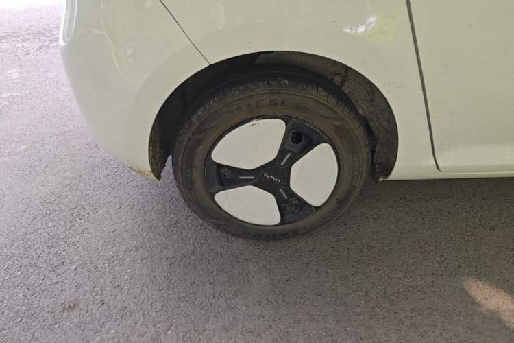 Used CHANGAN NEVO Lumin 2022 155 km – Refreshingly Sweet Edition Right Rear Wheel Hub