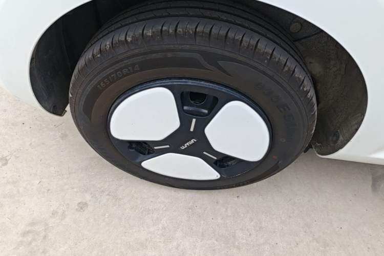 Used CHANGAN NEVO Lumin 2022 210km Sweet Edition Right Rear Wheel Hub