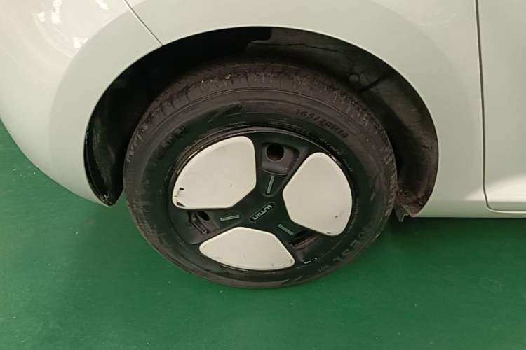 Used CHANGAN NEVO Lumin 2022 155 km – Refreshingly Sweet Edition Right Rear Wheel Hub