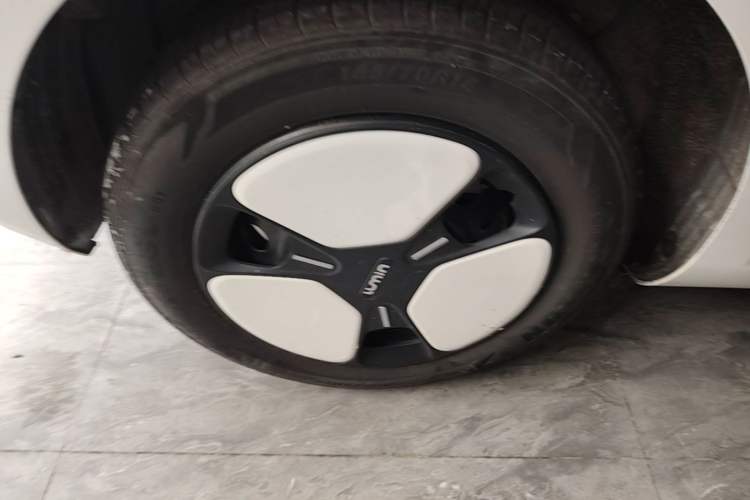 Used CHANGAN NEVO Lumin 2022 210km Sweet Edition Right Rear Wheel Hub