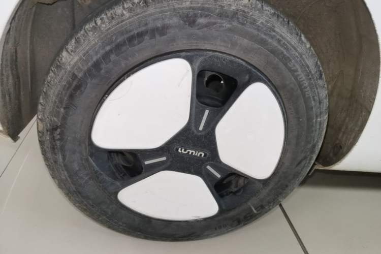 Used CHANGAN NEVO Lumin 2022 155 km – Refreshingly Sweet Edition Right Rear Wheel Hub